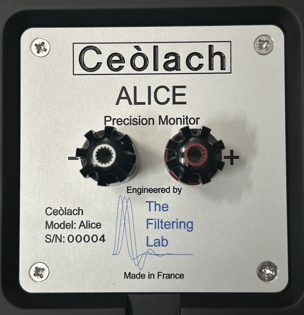 plaque connectique